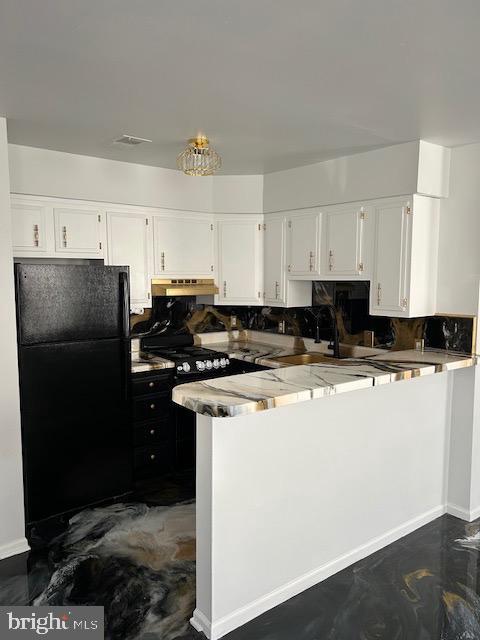 829 W 9th St Property Photo 4
