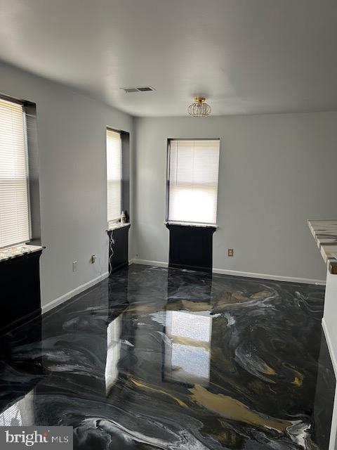 829 W 9th St Property Photo 7