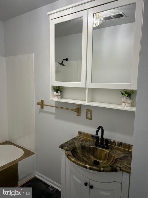829 W 9th St Property Photo 9