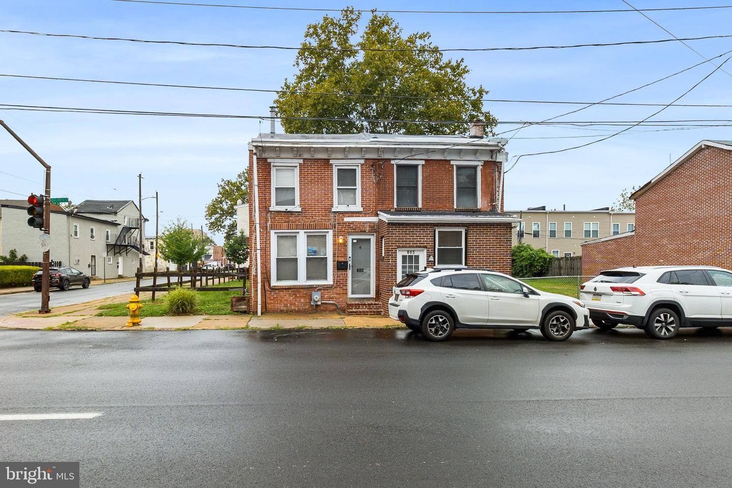 803 N CHURCH ST Property Photo 1