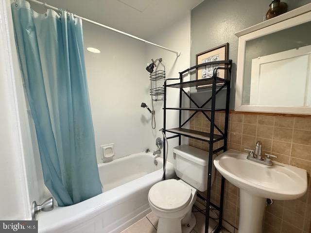 3082 W Court Ave Property Photo 18