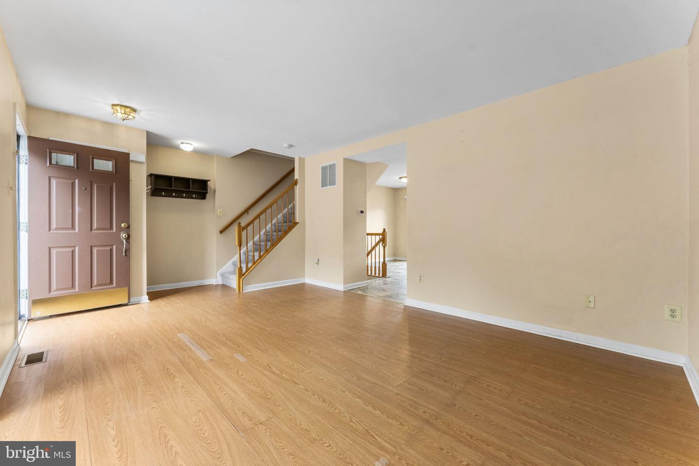 111 Lauren Pl Property Photo 5