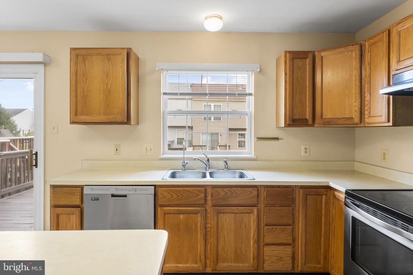 111 Lauren Pl Property Photo 17