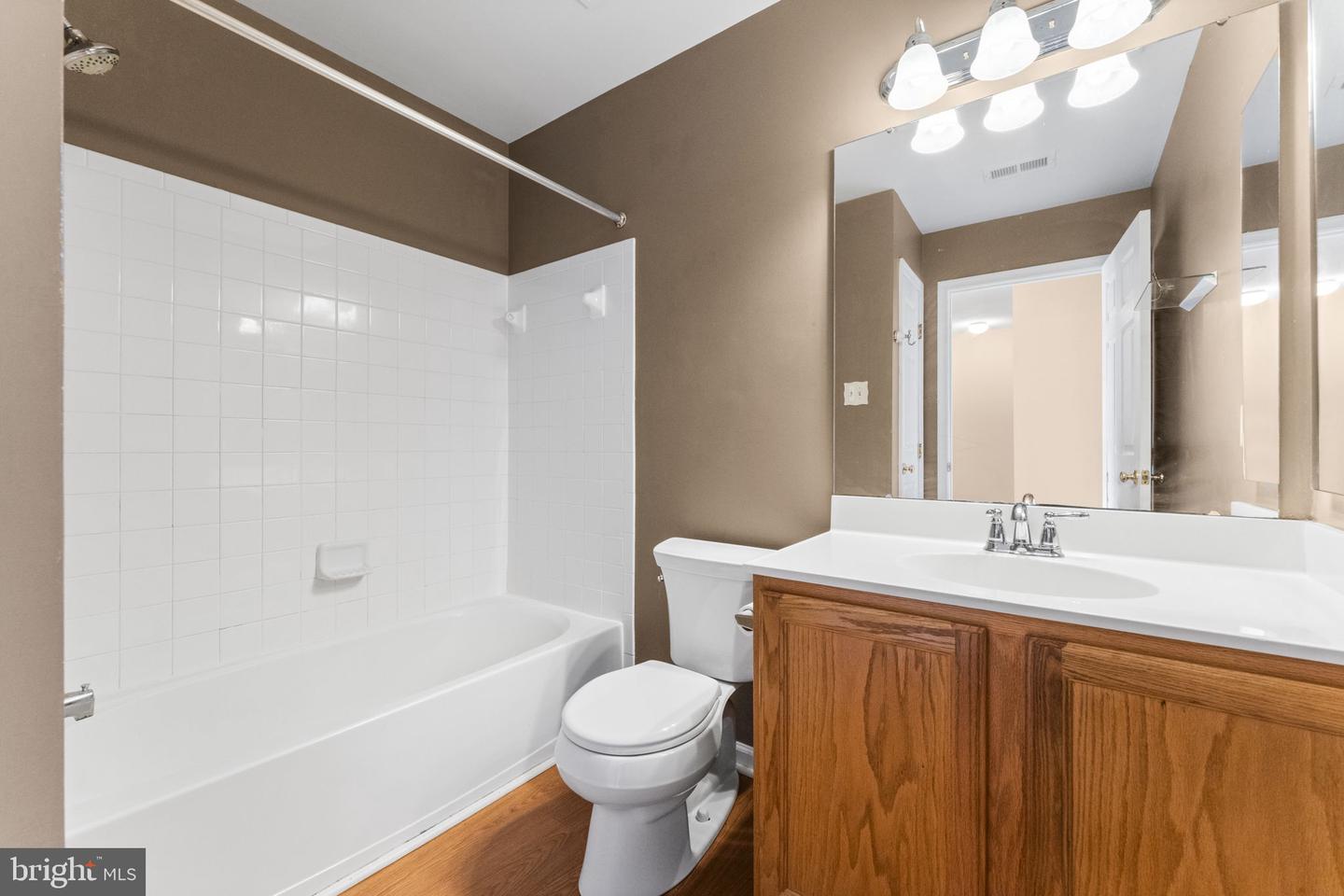 111 Lauren Pl Property Photo 22