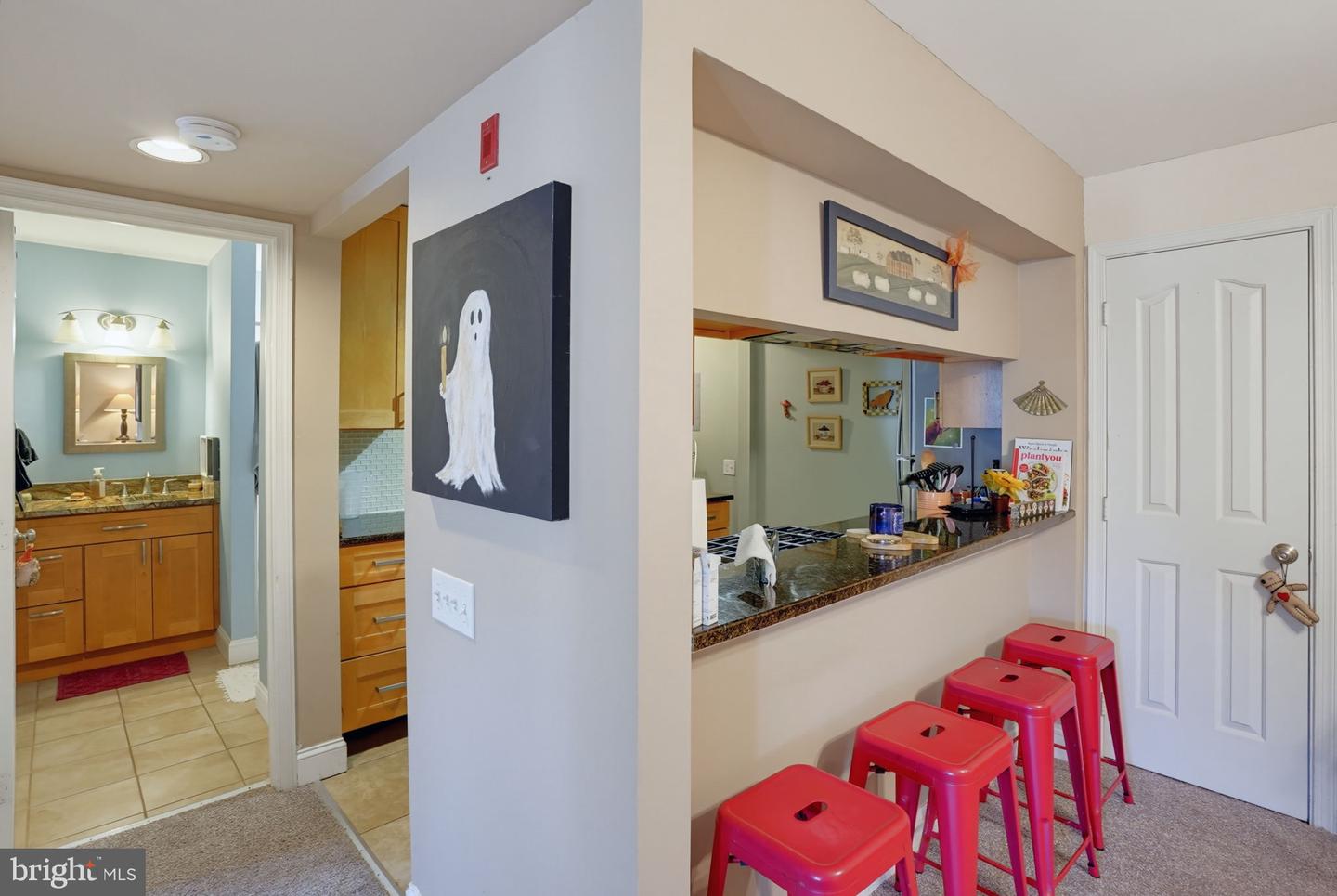 2906 Waters Edge Dr #263 Property Photo 8