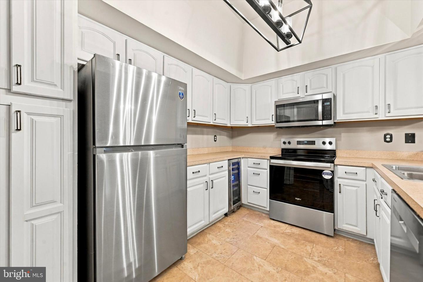 5401 Diana Dr #187 Property Photo 5