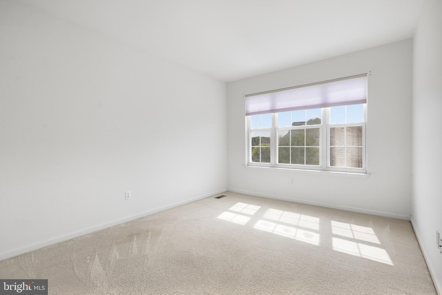 54 Maureen Way Property Photo 20