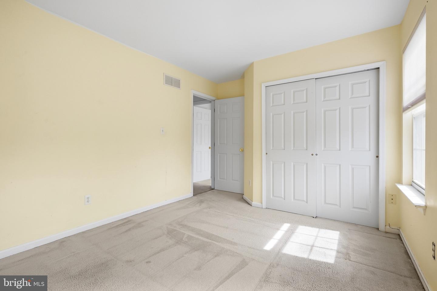 54 Maureen Way Property Photo 23