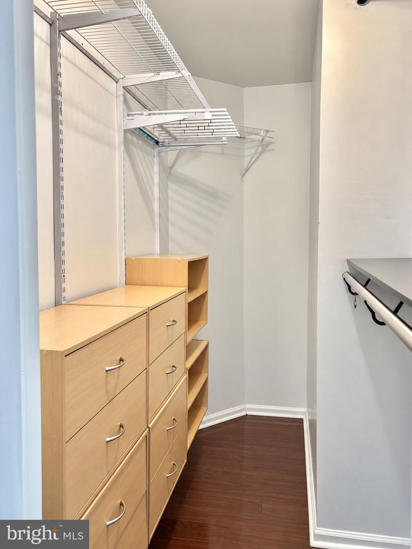 3121 Charing Xing #41 Property Photo 10