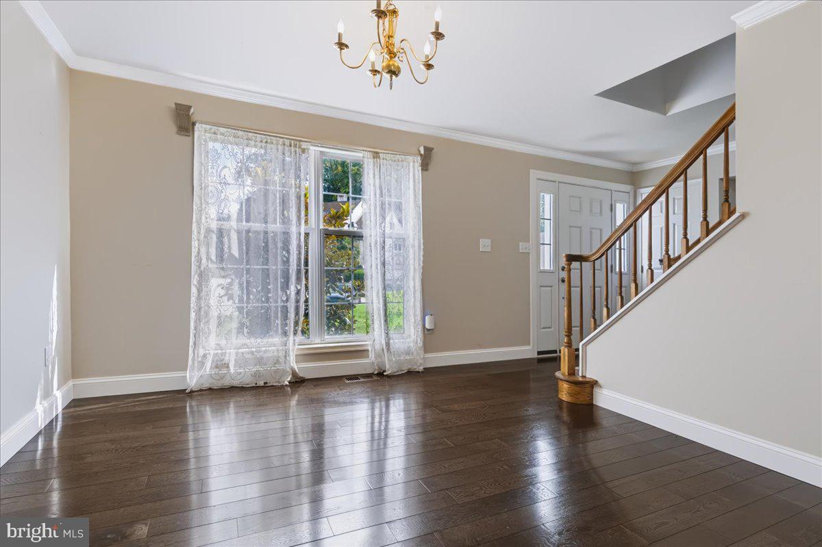 405 Wilson Ct Property Photo 6