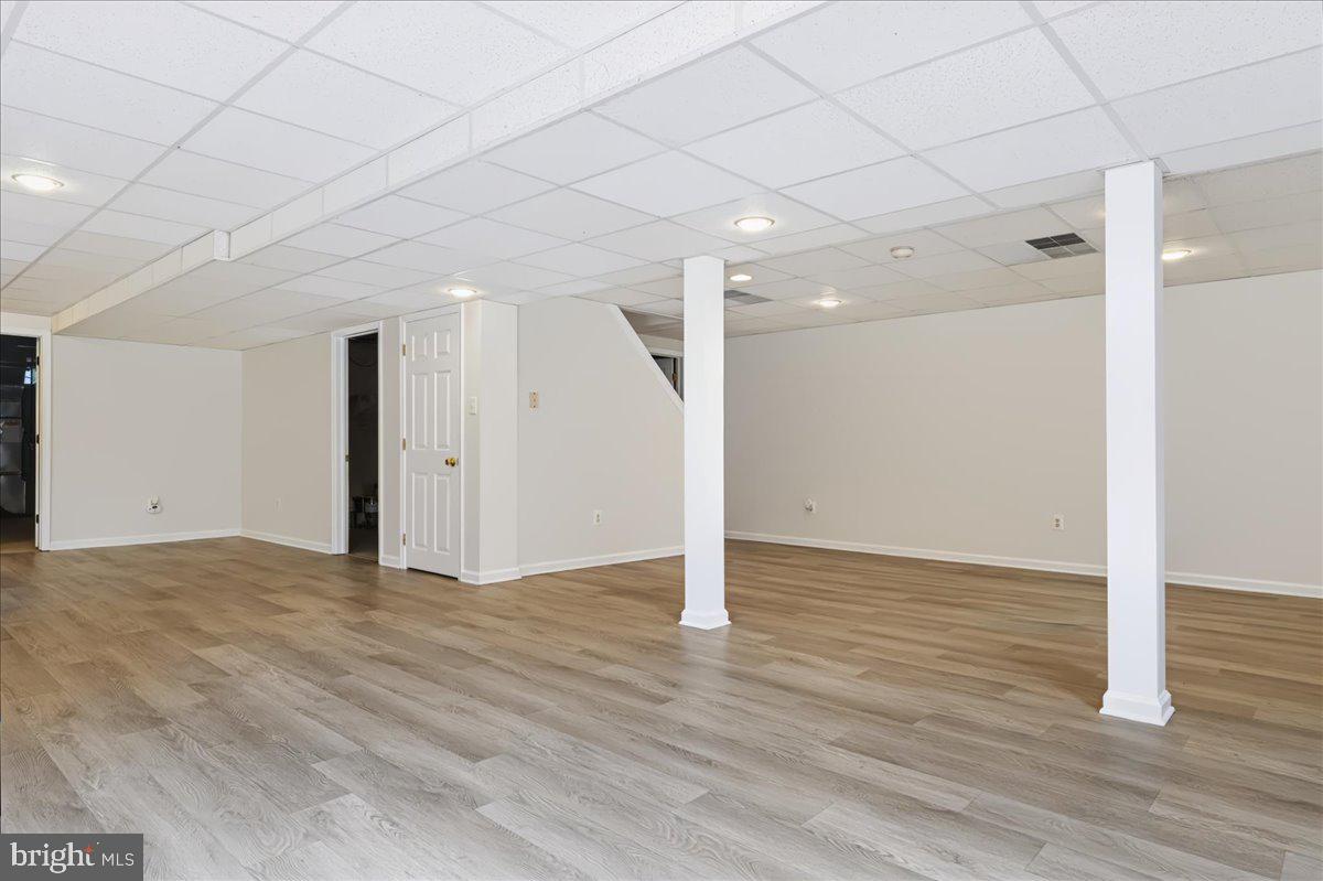 405 Wilson Ct Property Photo 26