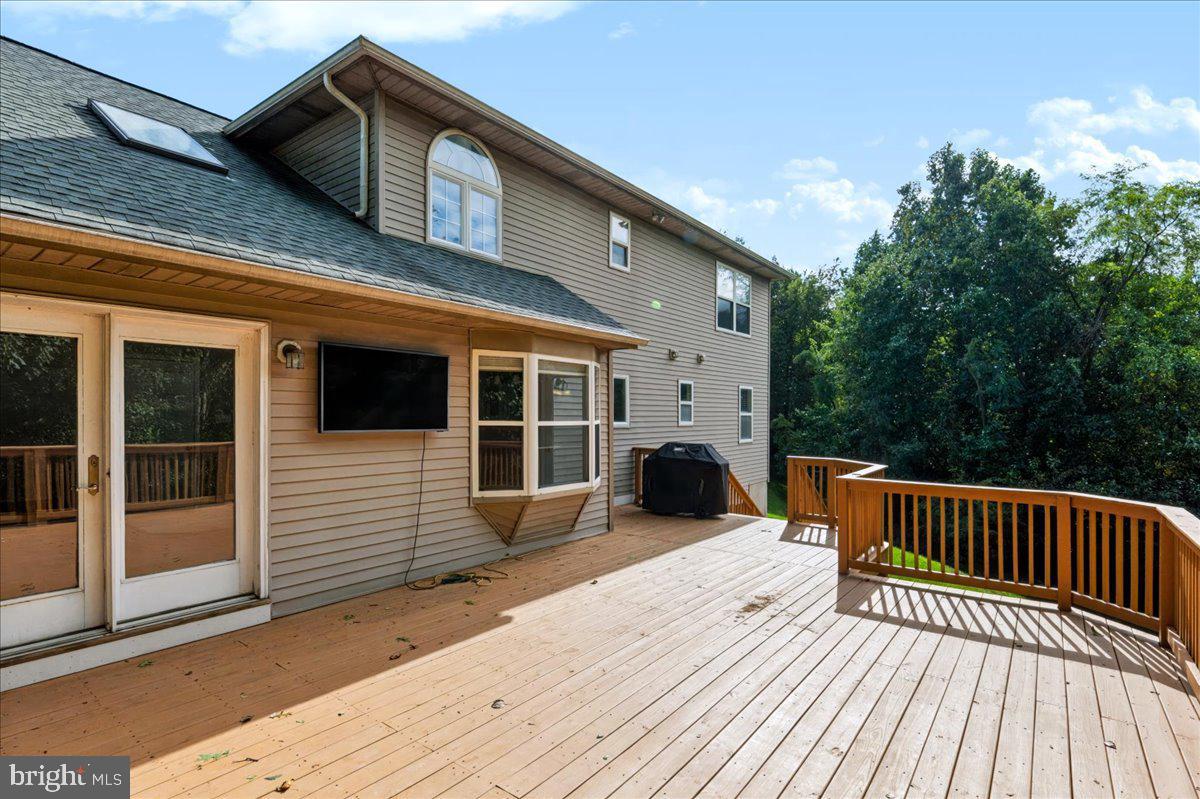 405 Wilson Ct Property Photo 29