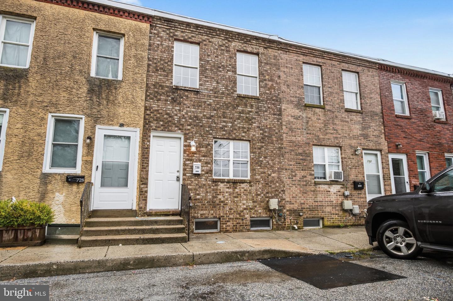 730 Clark St # Property Photo 3