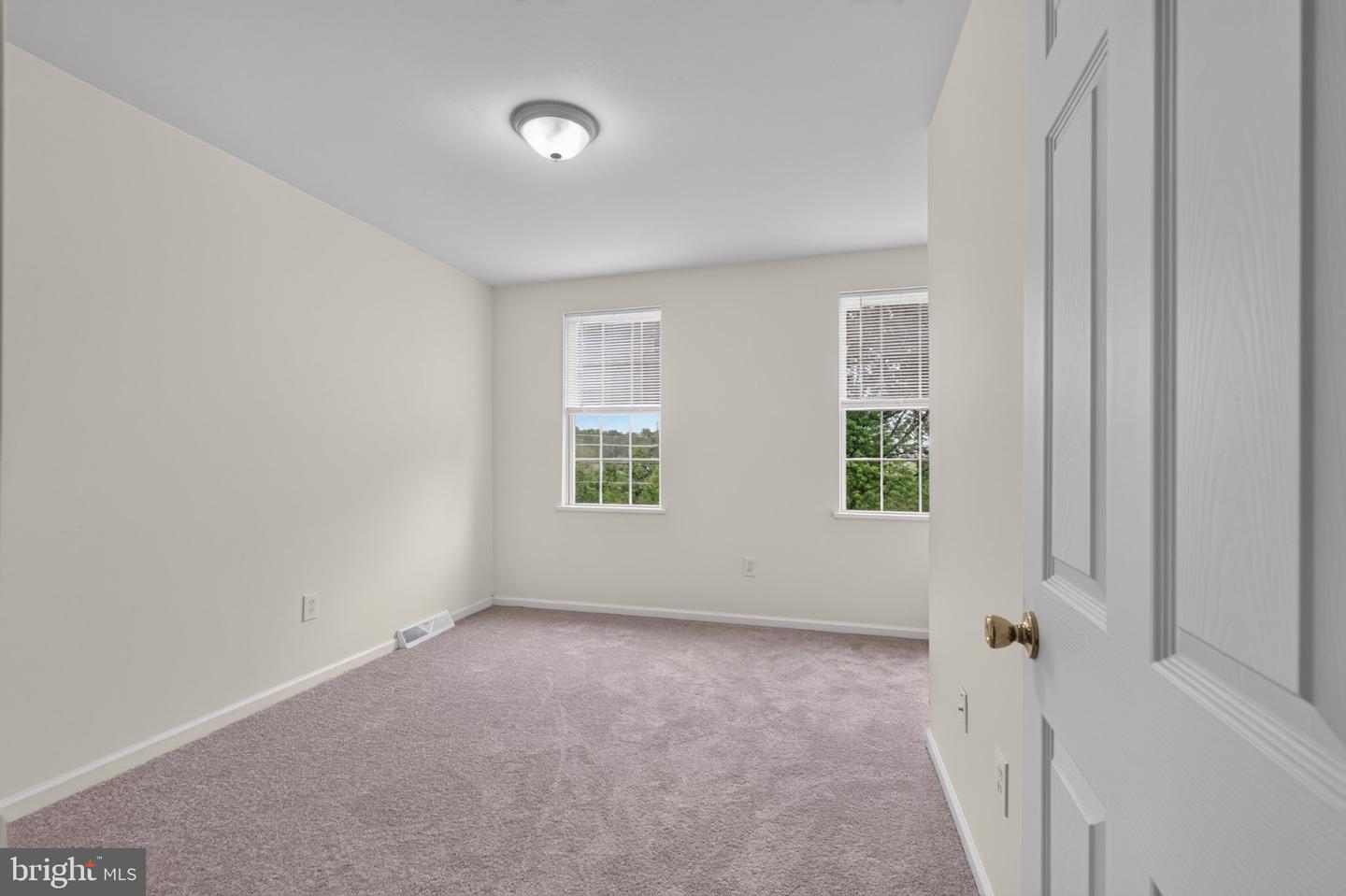 730 Clark St # Property Photo 15