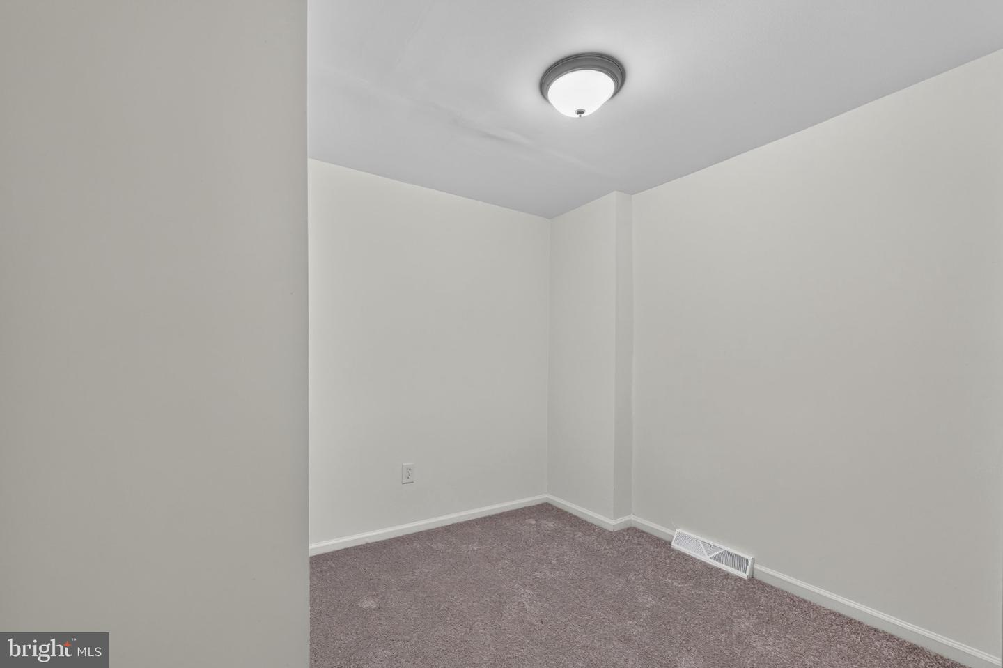 730 Clark St # Property Photo 18