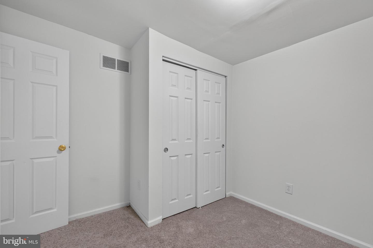 730 Clark St # Property Photo 20