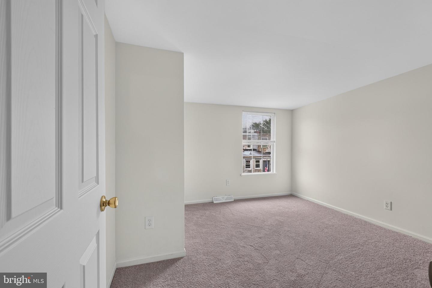 730 Clark St # Property Photo 21