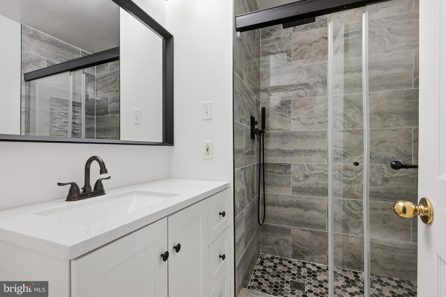 3219 Champions Dr Property Photo 14
