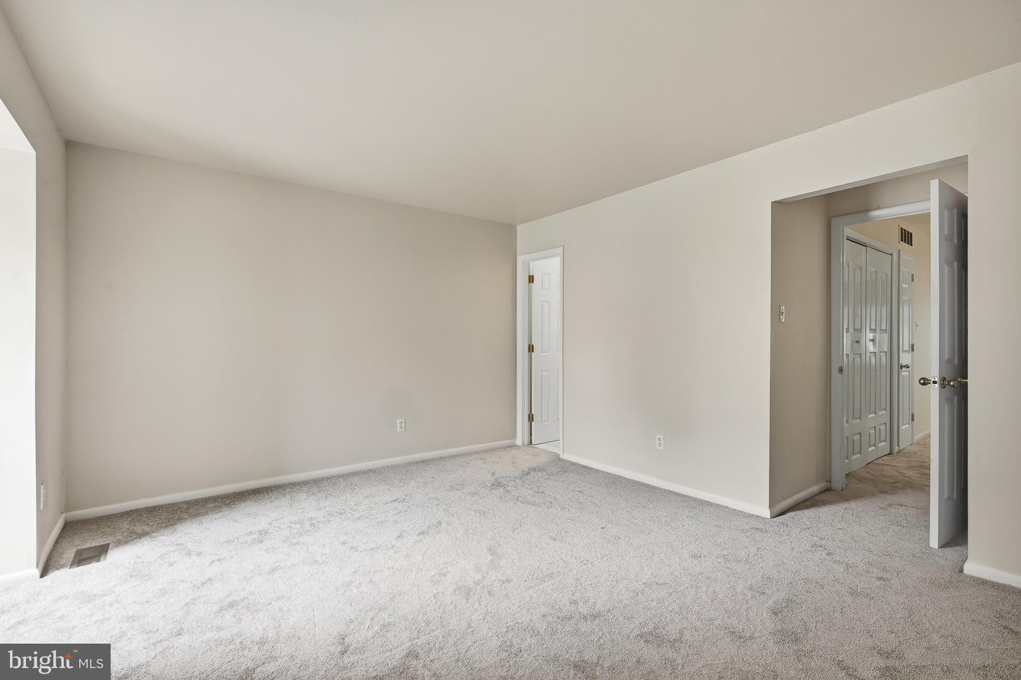 3219 Champions Dr Property Photo 17