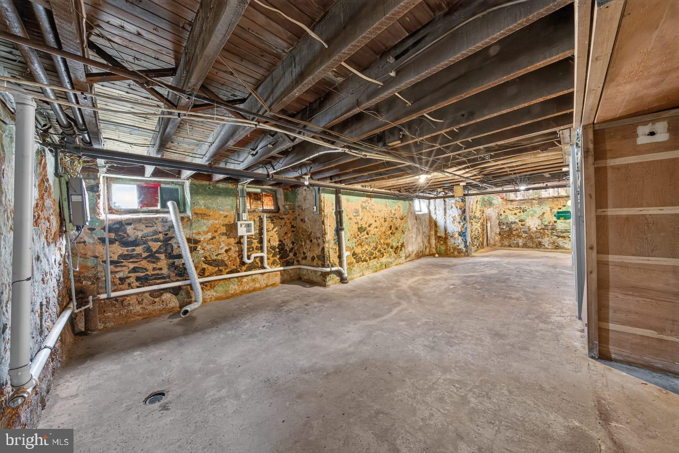 3200 N Madison St Property Photo 30