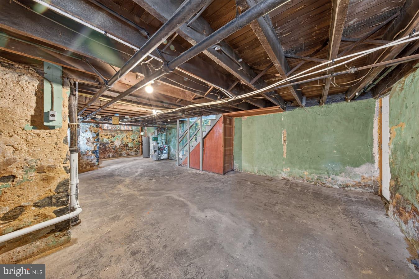 3200 N Madison St Property Photo 32