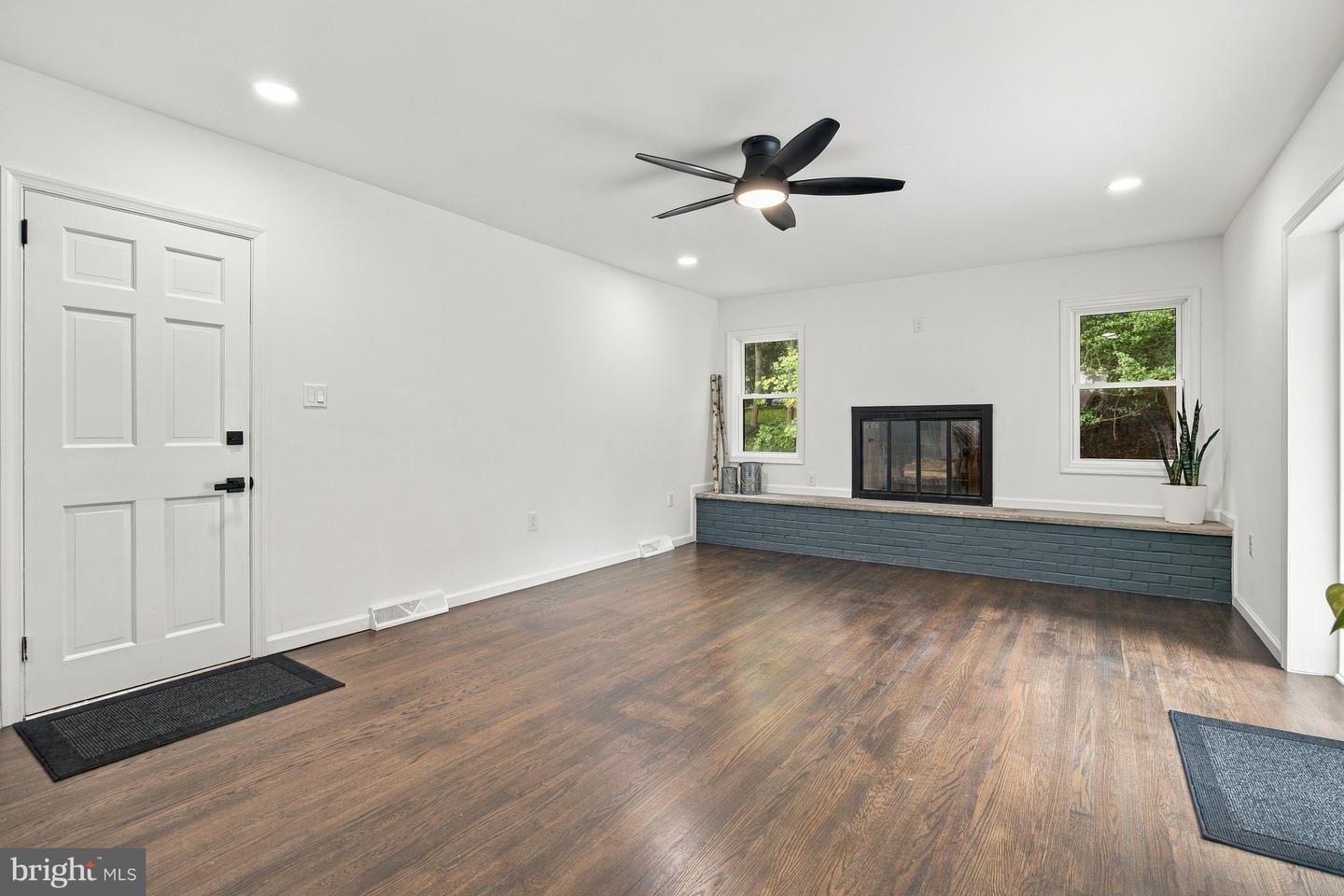 3810 Valley Brook Dr Property Photo 20