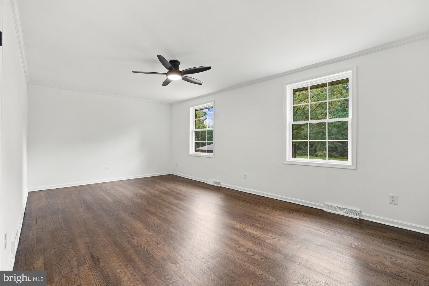 3810 Valley Brook Dr Property Photo 32