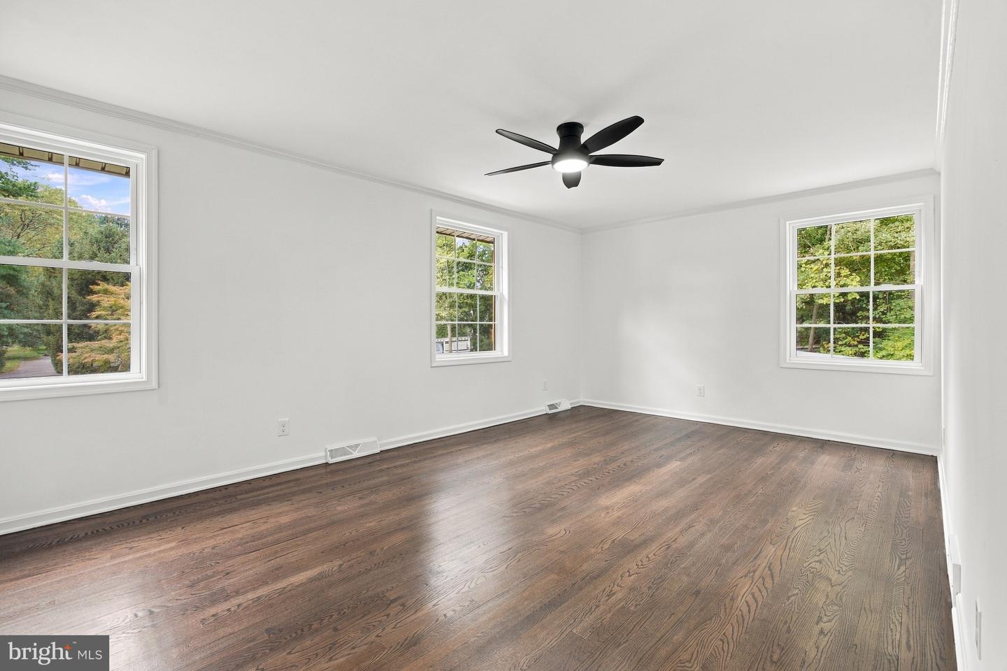 3810 Valley Brook Dr Property Photo 36
