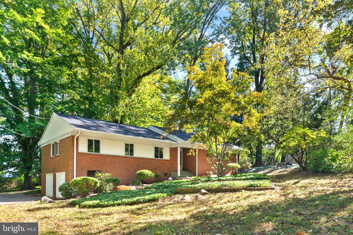 2308 Woods Rd Property Photo 2