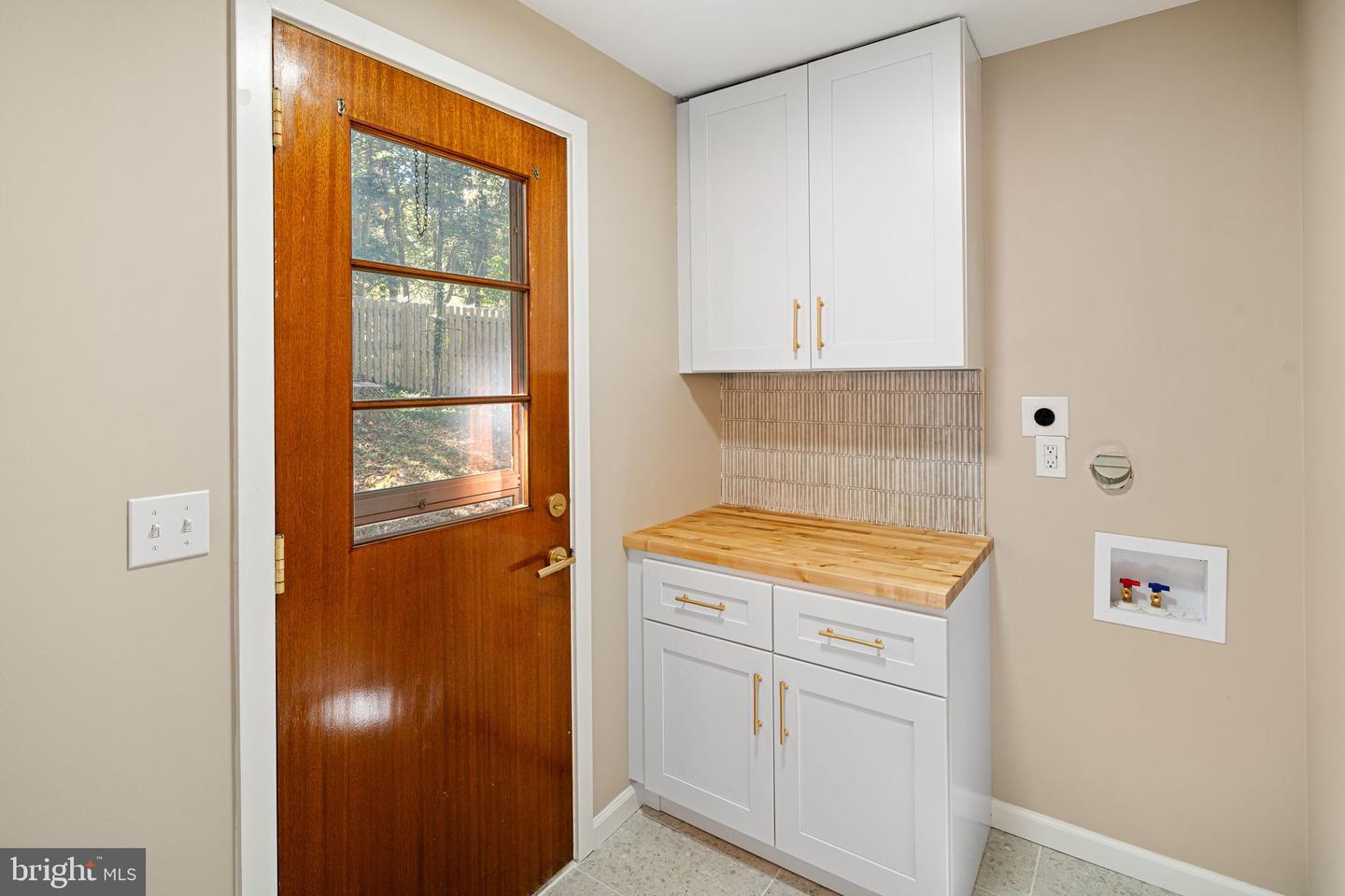 2308 Woods Rd Property Photo 13