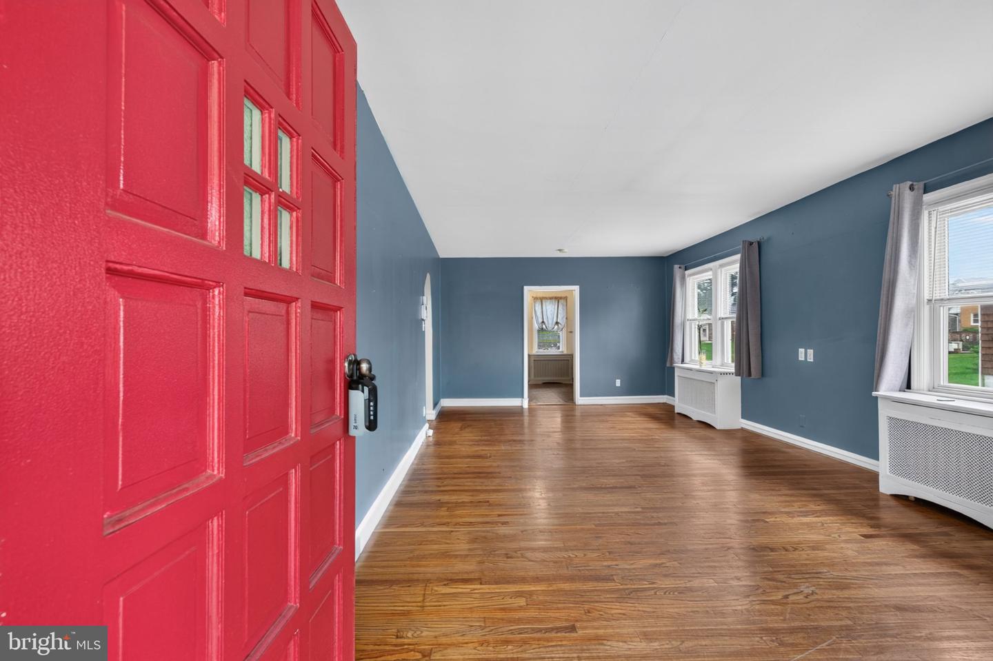 16 Sutton Ln Property Photo 6