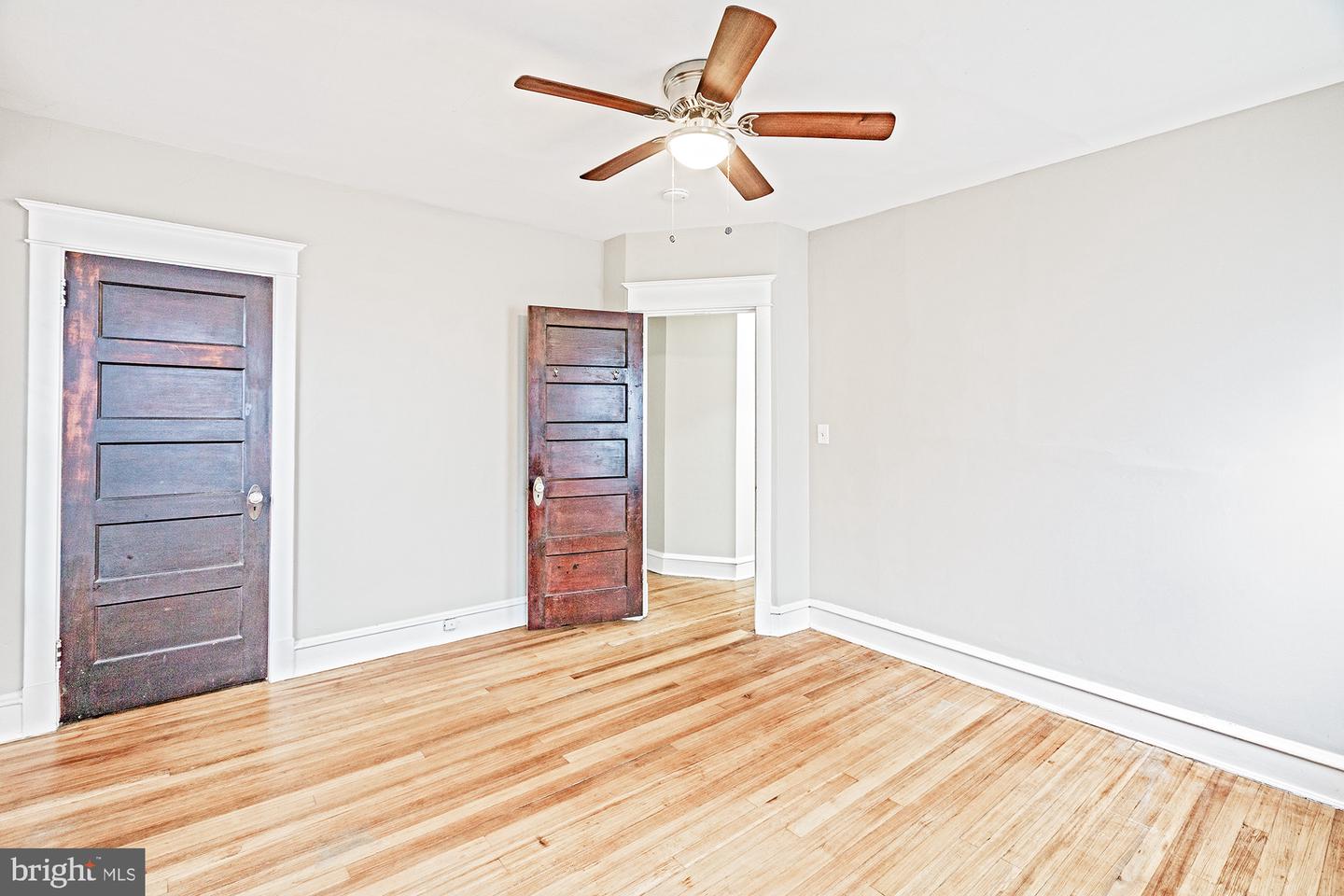 2302 N Harrison St #2 Property Photo 6