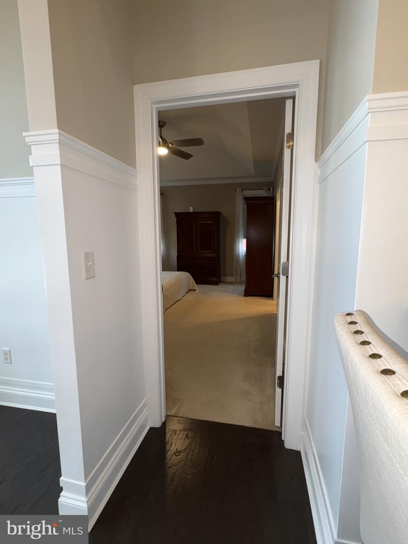 672 Spring Hollow Dr Property Photo 22