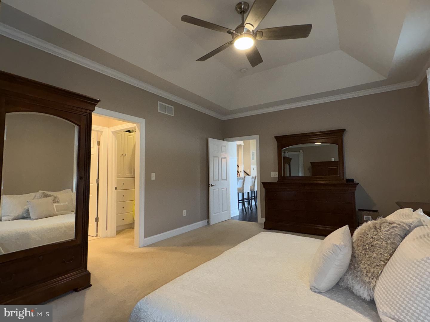672 Spring Hollow Dr Property Photo 24