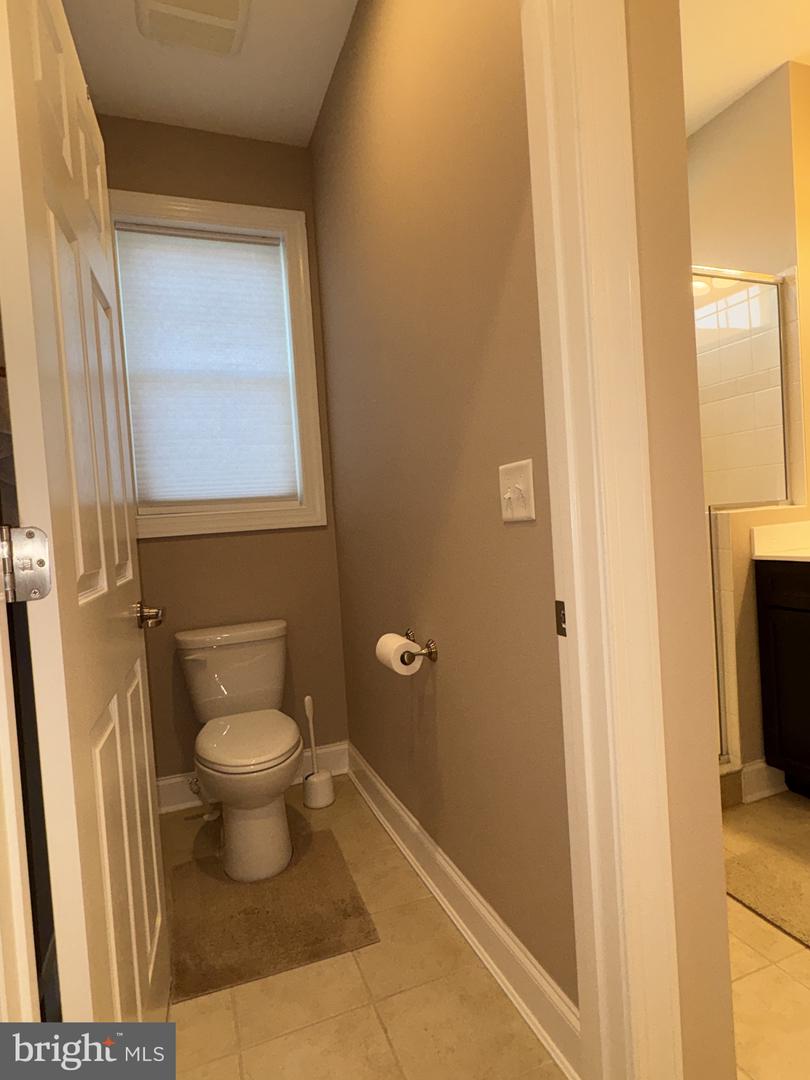 672 Spring Hollow Dr Property Photo 30
