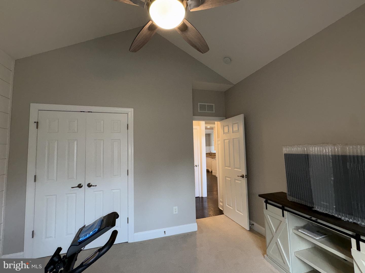 672 Spring Hollow Dr Property Photo 36