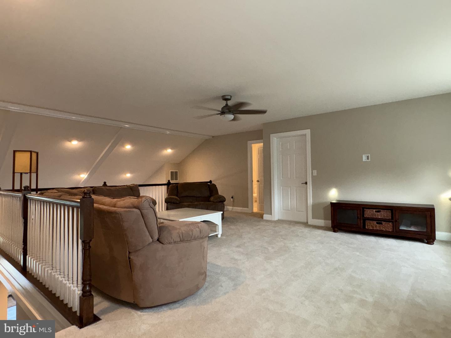 672 Spring Hollow Dr Property Photo 42