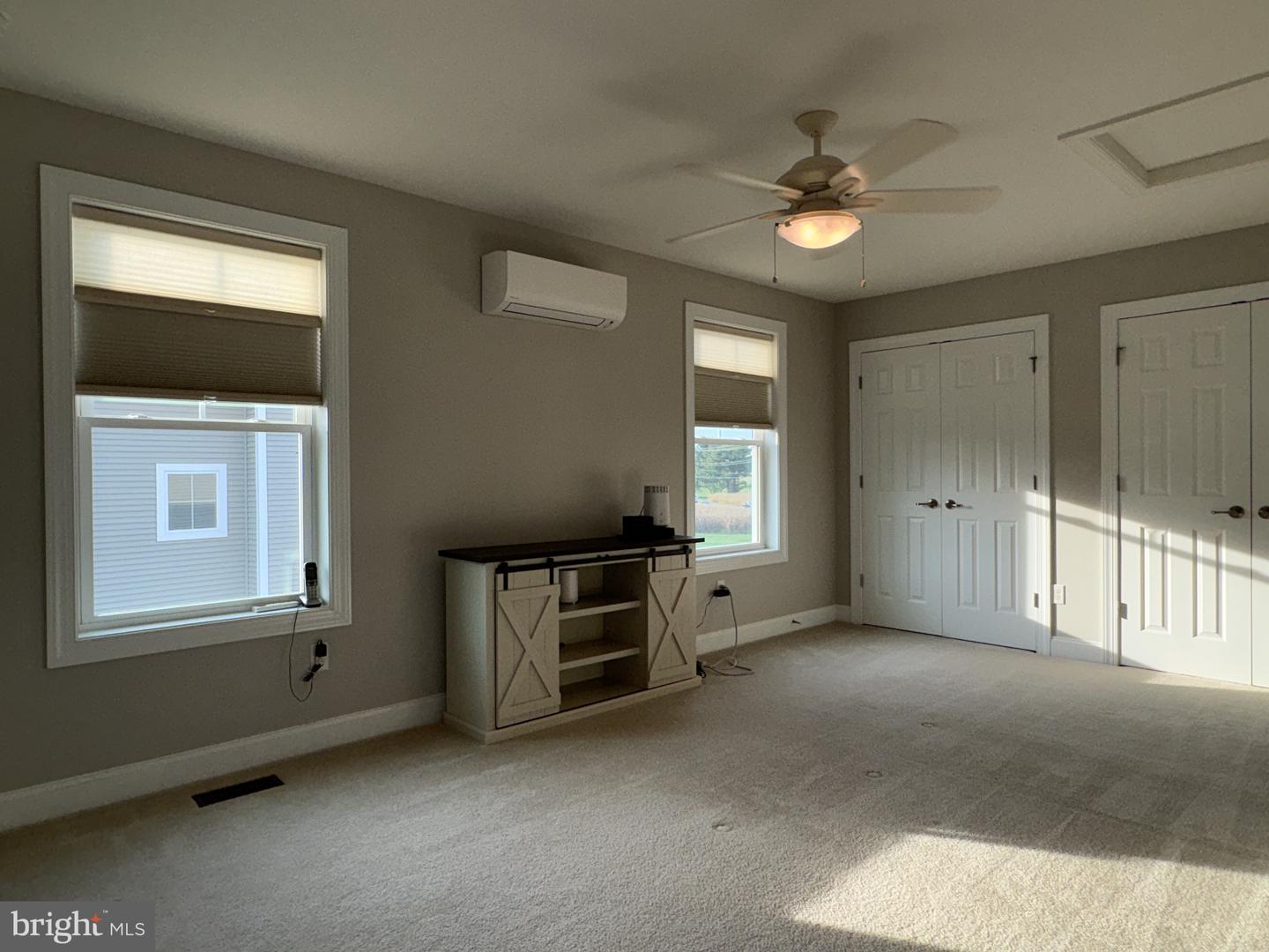672 Spring Hollow Dr Property Photo 46
