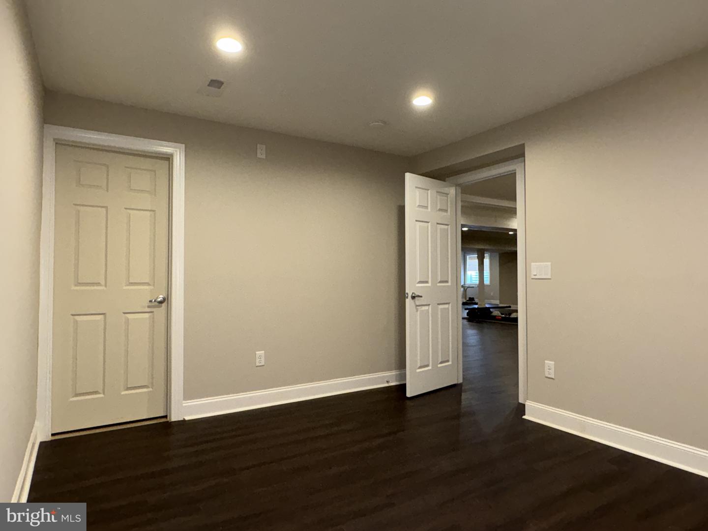 672 Spring Hollow Dr Property Photo 59