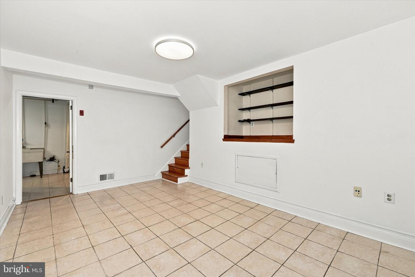 202 Alders Dr Property Photo 15