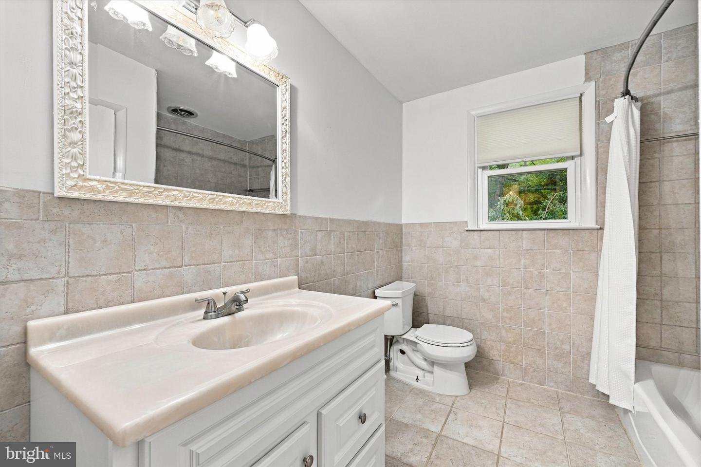 202 Alders Dr Property Photo 21