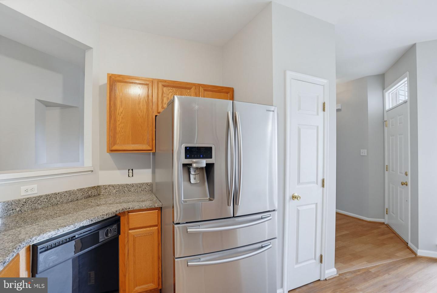 12 Redden Ct Property Photo 9