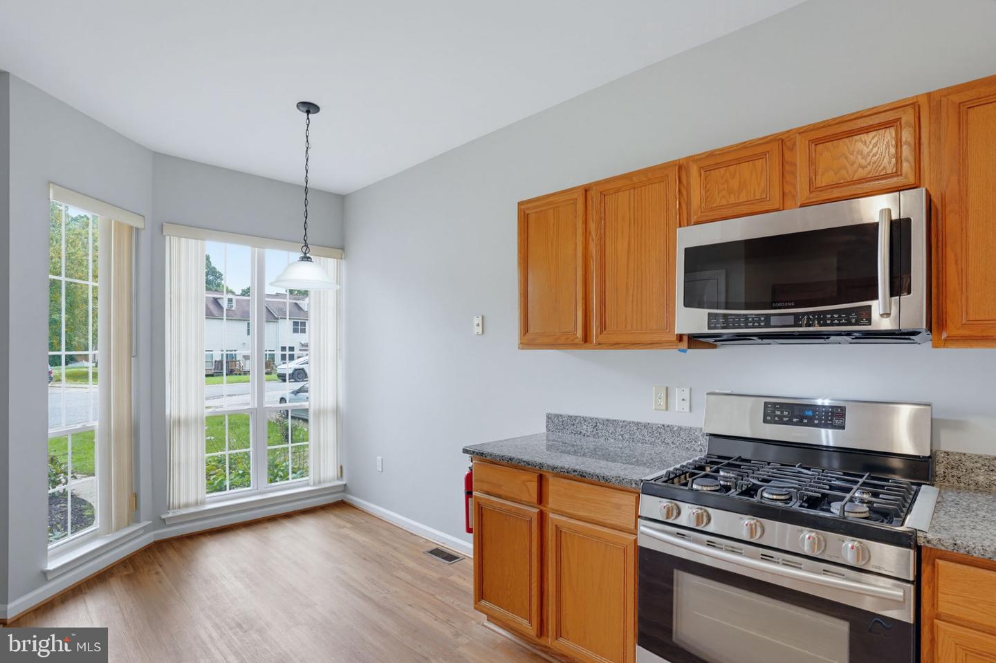 12 Redden Ct Property Photo 11