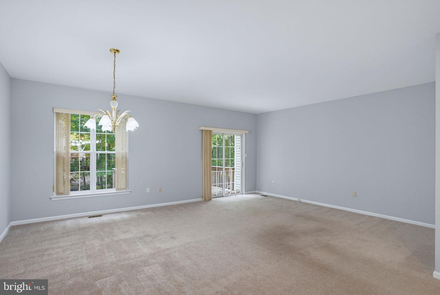 12 Redden Ct Property Photo 15