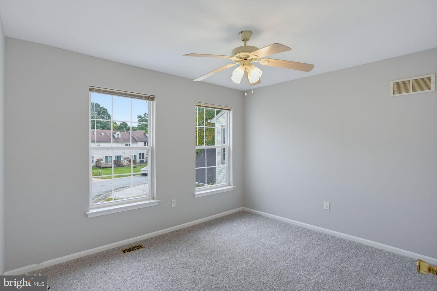 12 Redden Ct Property Photo 30