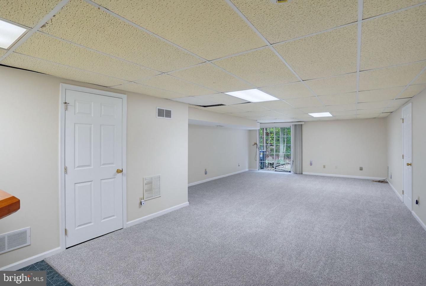12 Redden Ct Property Photo 36