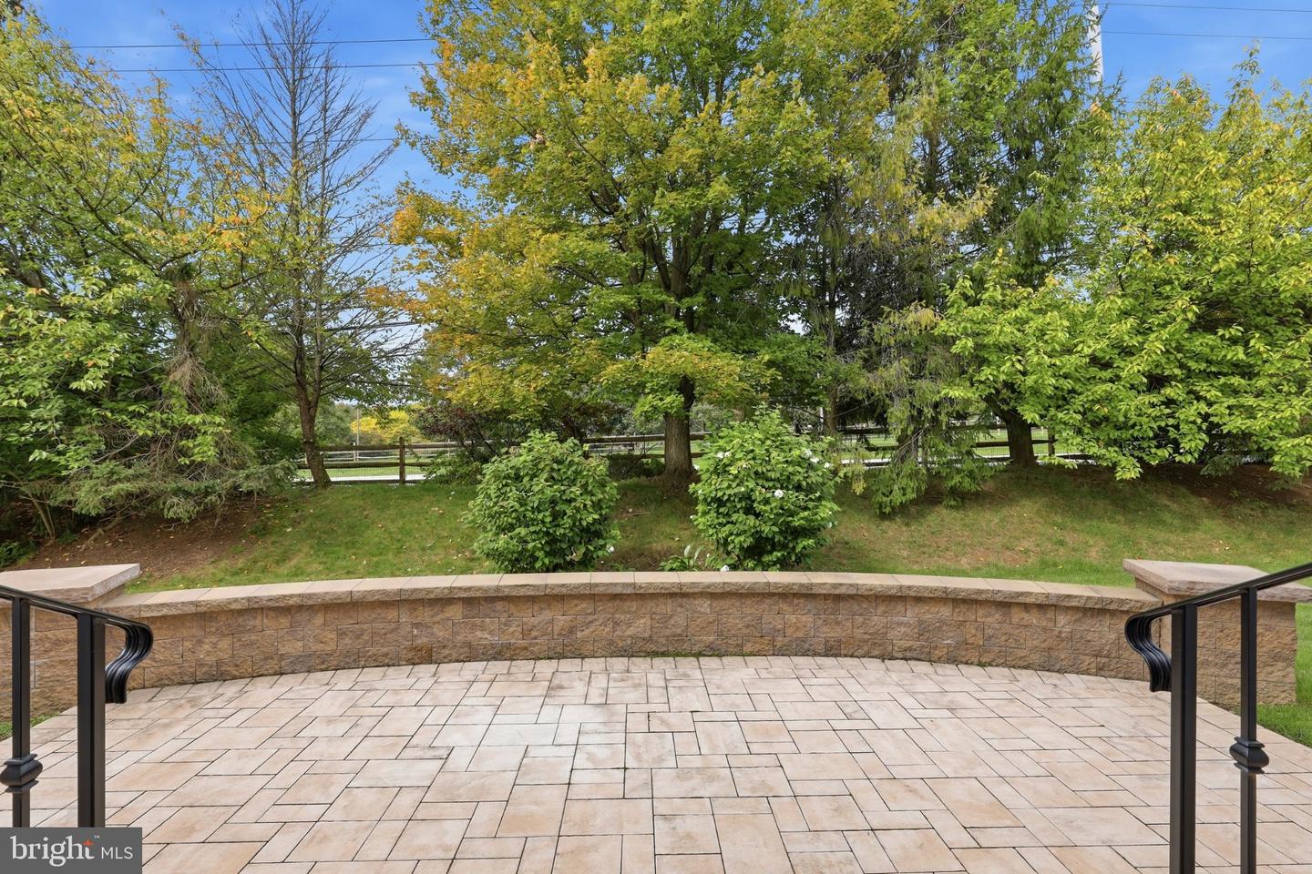 702 Willington Square Way Property Photo 8
