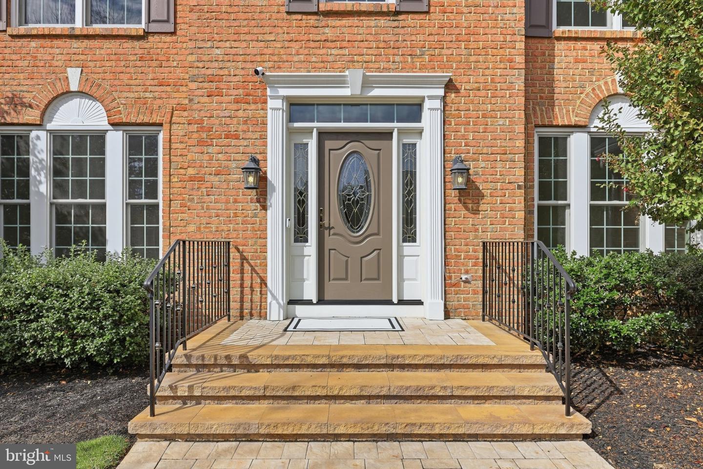 702 Willington Square Way Property Photo 17