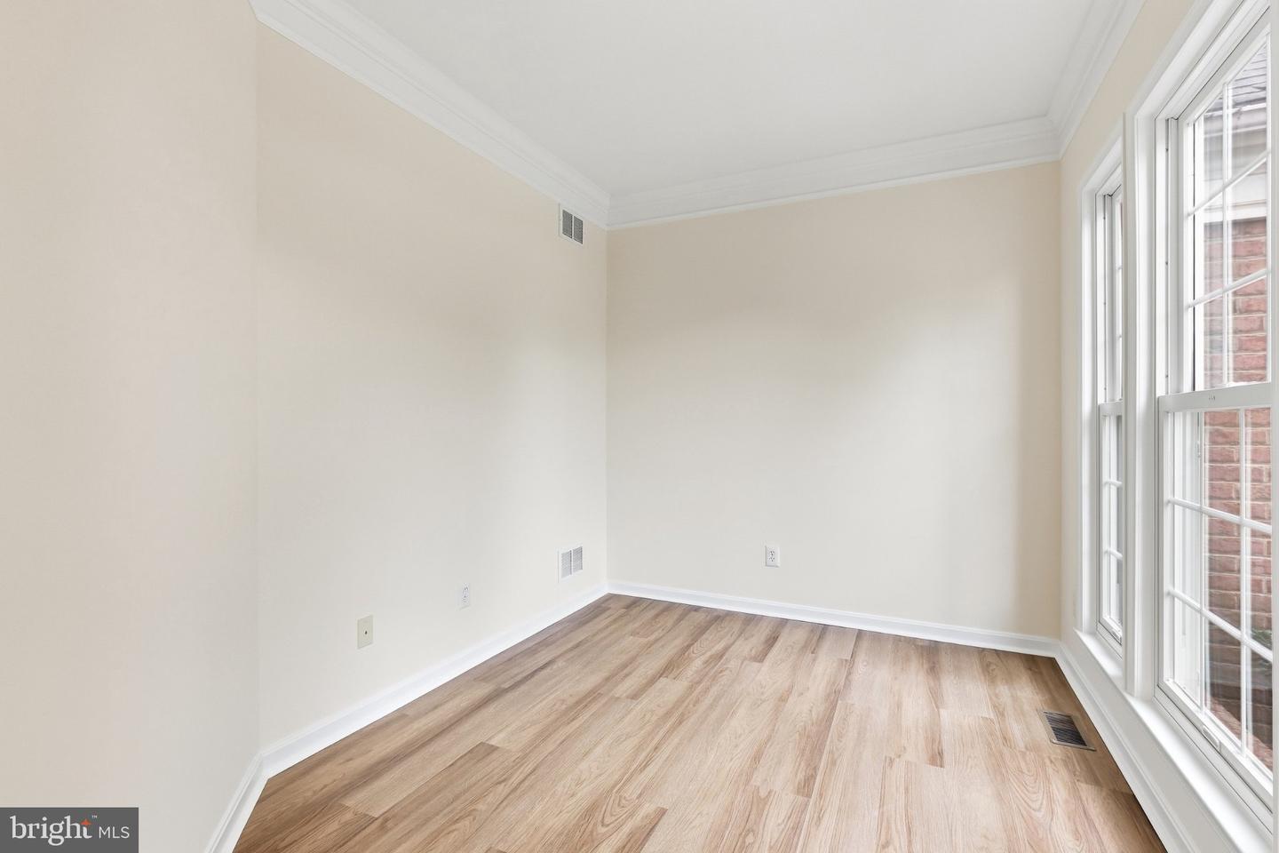 702 Willington Square Way Property Photo 20