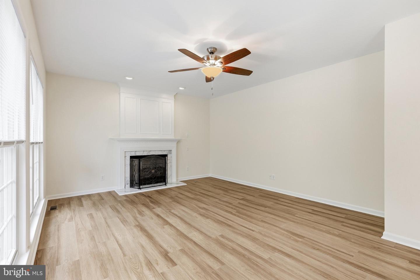 702 Willington Square Way Property Photo 24